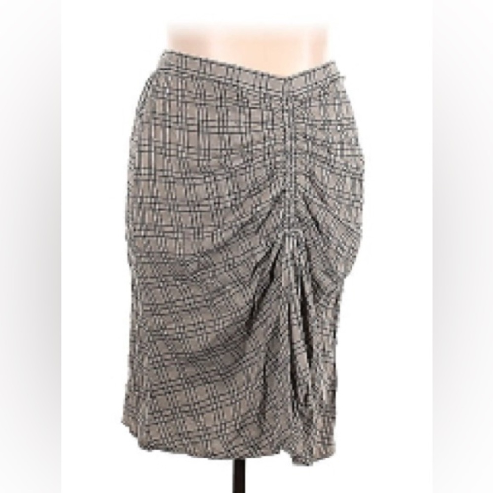 NWOT Simply Vera Tan/Black Plaid Skirt W/Cinching in the Front